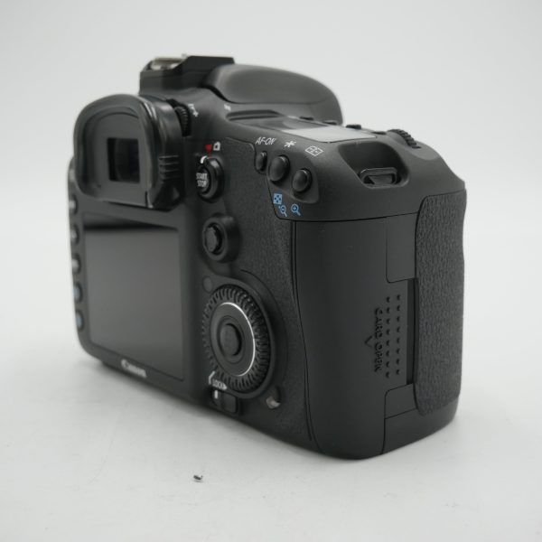 Canon EOS 7D DSLR Camera (Body Only) *USED* Online Hot Sale