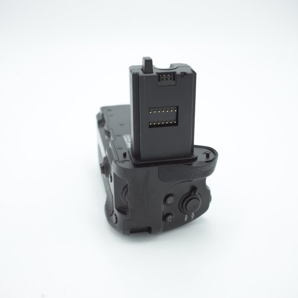 Meike MK-A7R IV Professional Vertical Battery Grip *USED* For Cheap