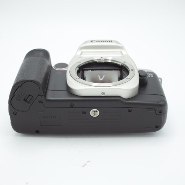 Canon EOS Elan II 35mm Camera Body *USED* Online now