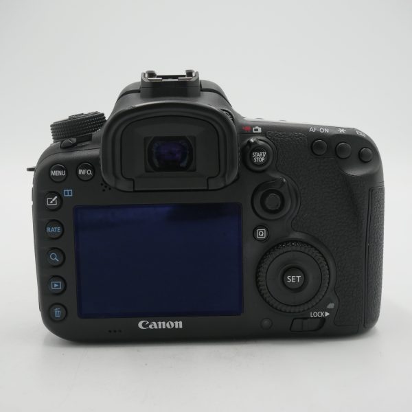 Canon EOS 7D Mark II DSLR Camera and 18-135mm f 3.5-5.6 USM Lens *USED* Online now