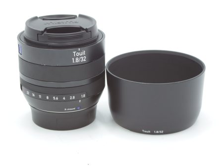 ZEISS Touit 32mm f 1.8 Lens for FUJIFILM X *USED* Online Hot Sale