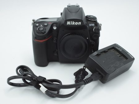 Nikon D700 SLR Digital Camera (Body Only) *USED* Hot on Sale