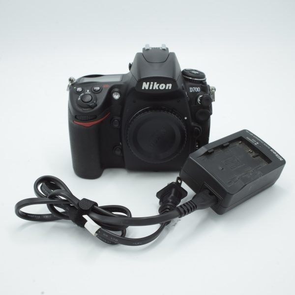 Nikon D700 SLR Digital Camera (Body Only) *USED* Hot on Sale