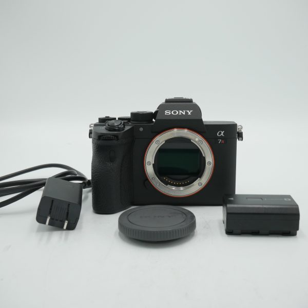 Sony Alpha a7R IV Mirrorless Digital Camera (Body Only) *USED* Hot on Sale